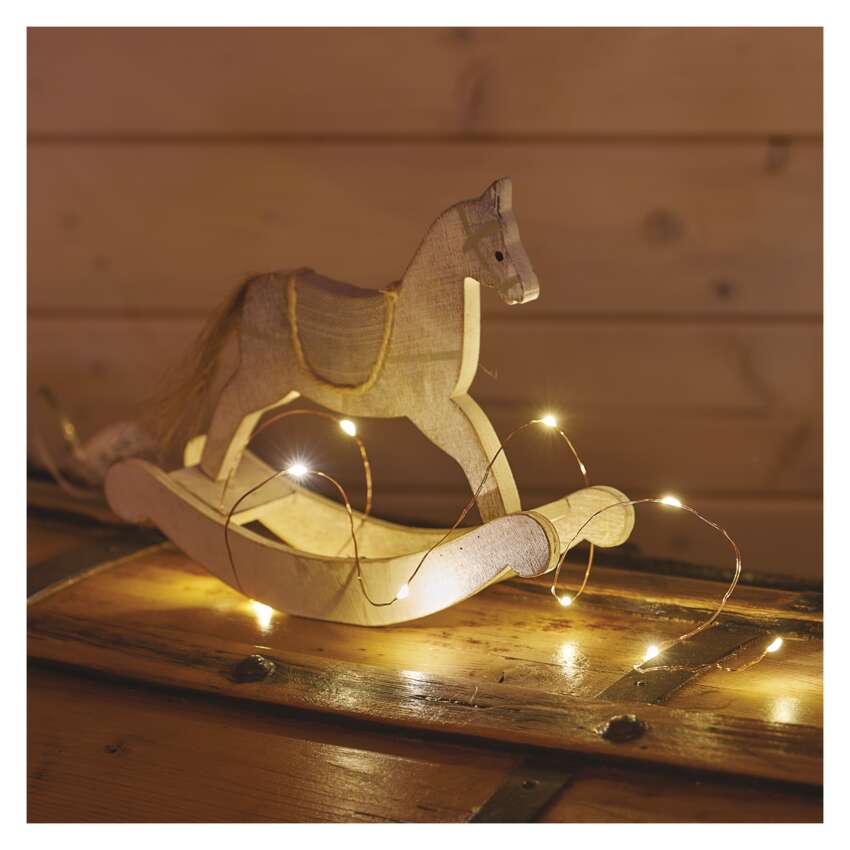 LED božična nano veriga bakrena, 0,9 m, 2x AA, notranja, topla bela, časovnik