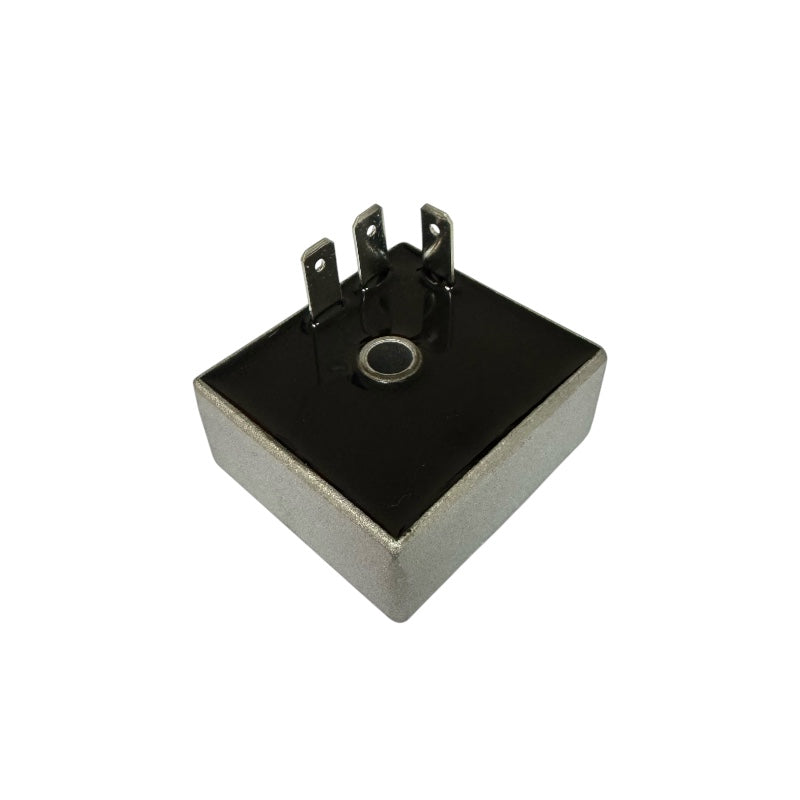 Regulator napetosti 12V 3 polni 60w