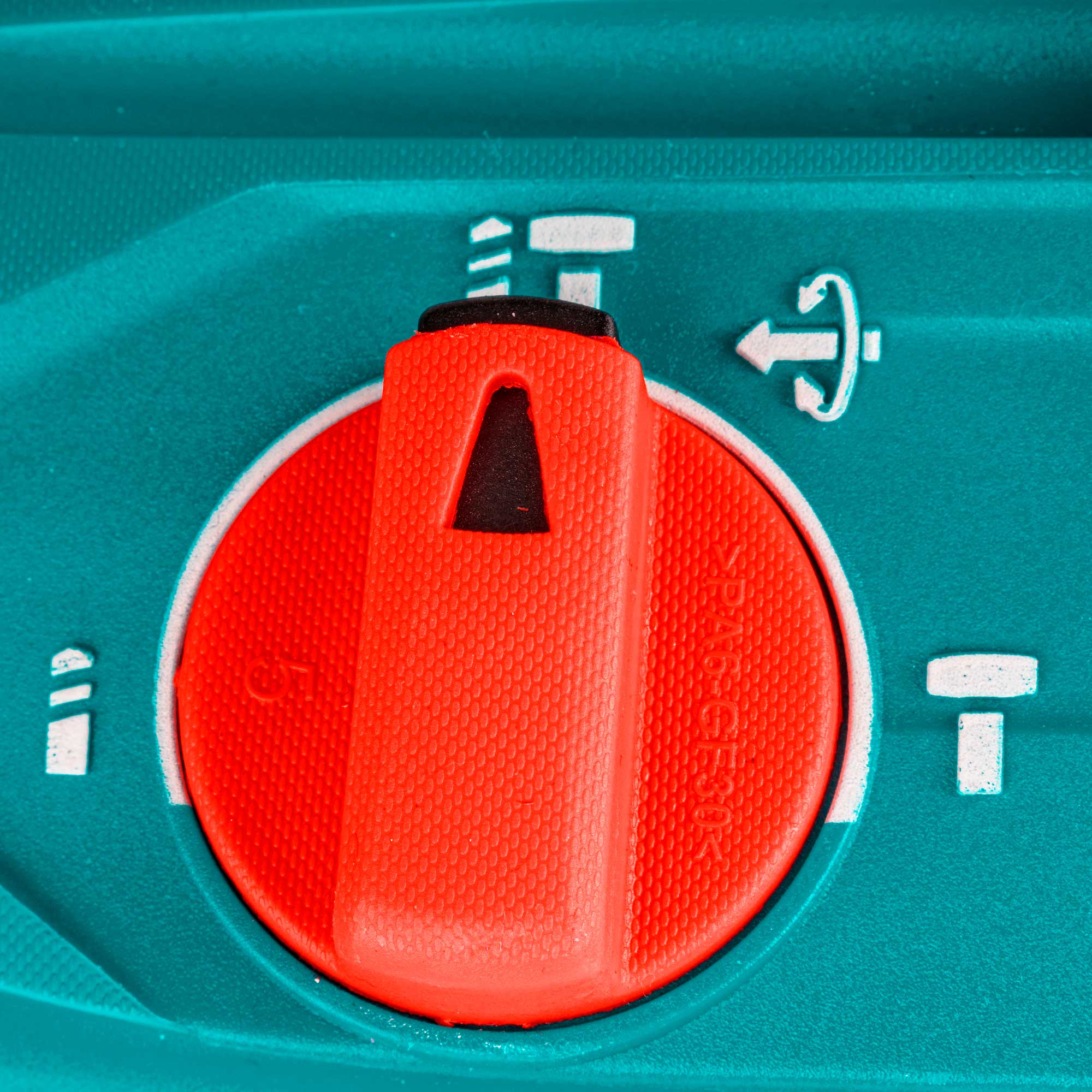Električno rotacijsko kladivo 950W z dodatnim nastavkom, SDS Plus/4670bpm/2,5J (TH309288-2) TOTAL
