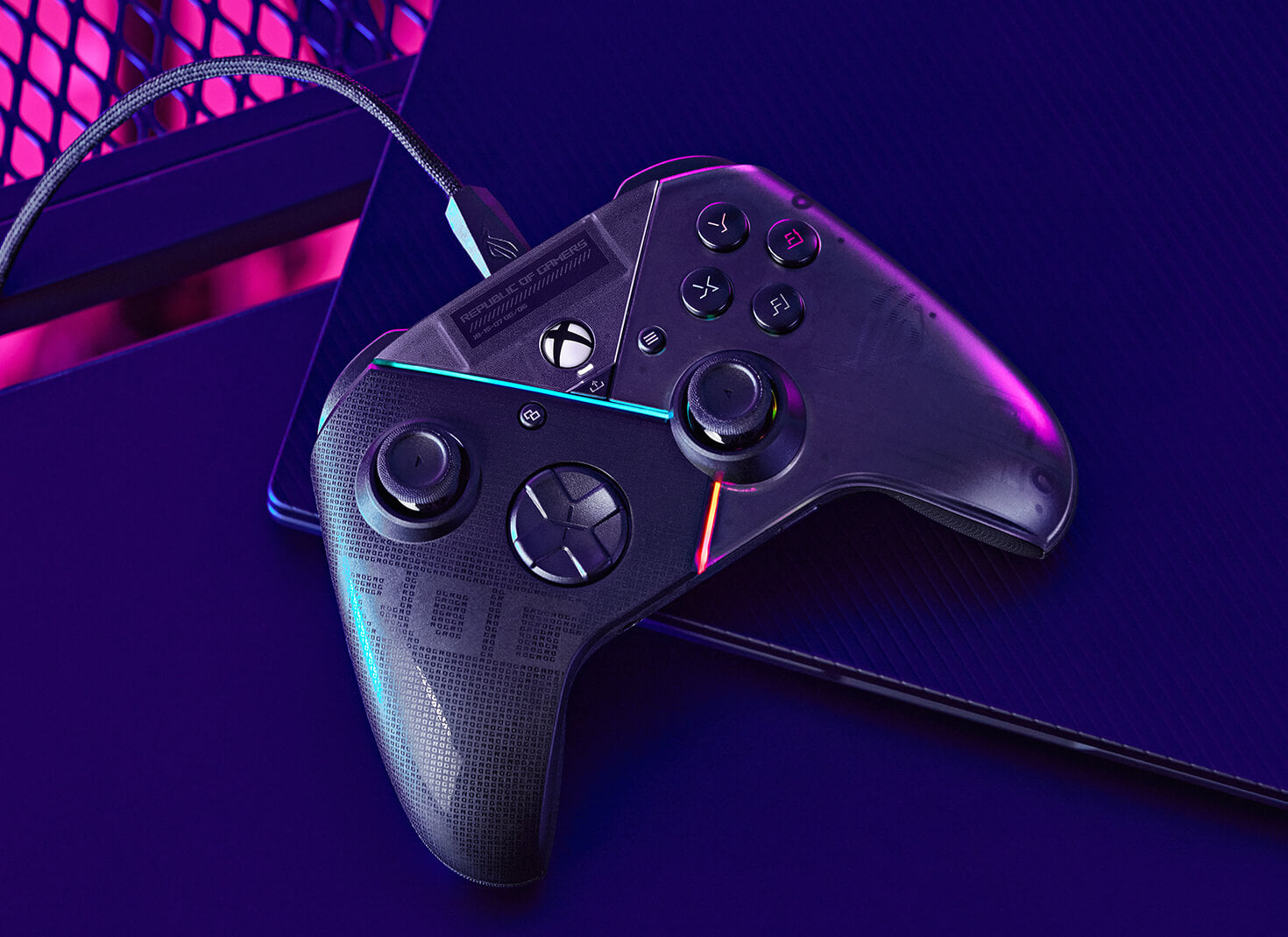Igralni plošček ASUS ROG Raikiri, Xbox One/X/S, PC, črn