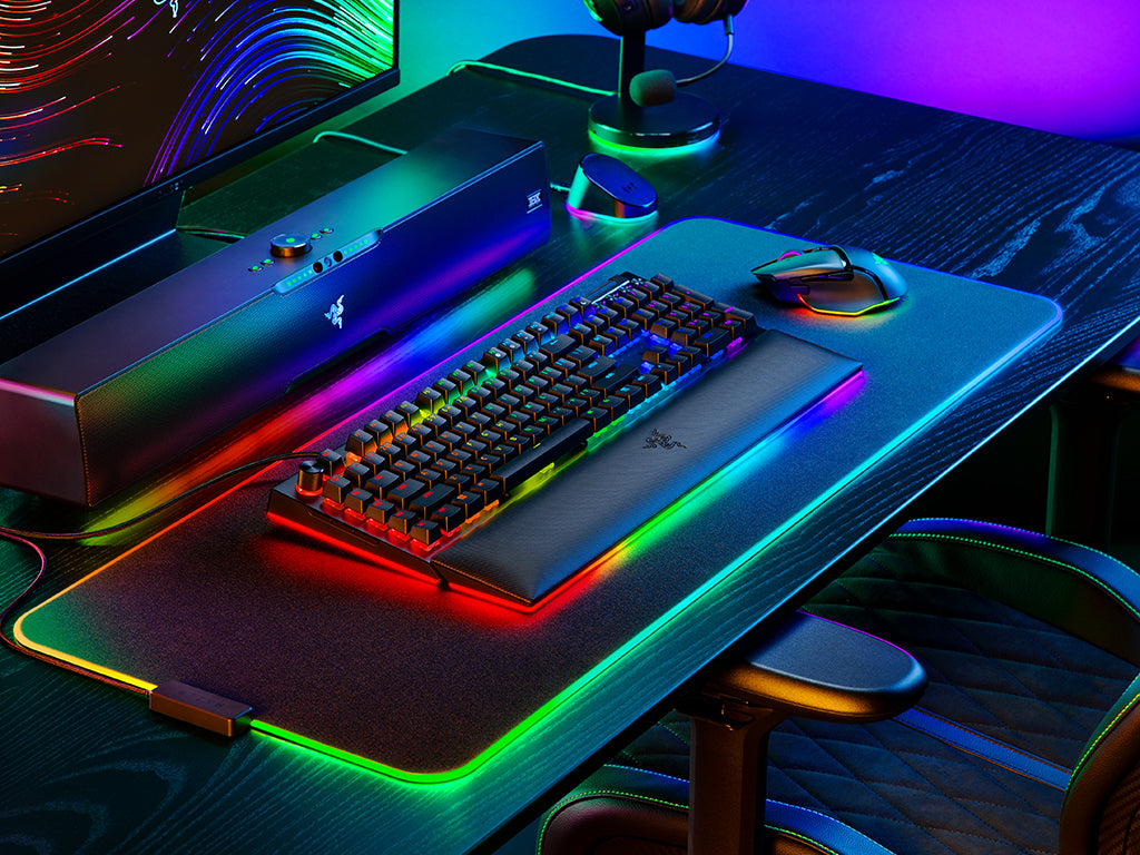 Tipkovnica Razer BlackWidow V4, zelena stikala, US SLO g.