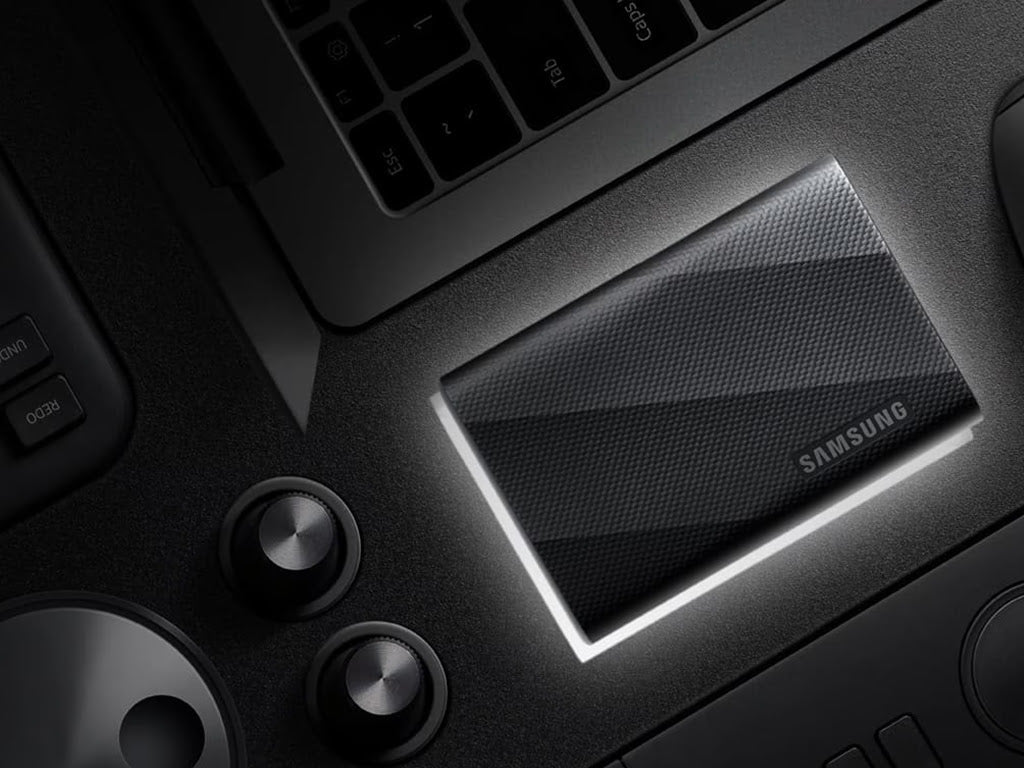 Zunanji SSD 4TB Type-C USB 3.2 Gen2x2 V-NAND UASP, Samsung T9, črn (MU-PG4T0B/EU)