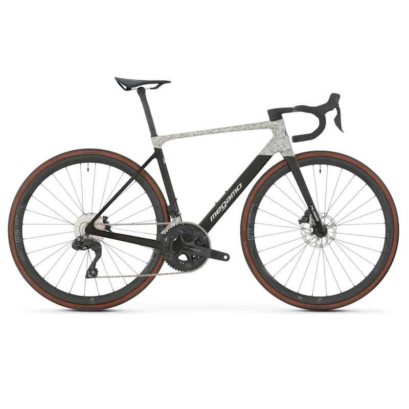 CESTNO KOLO MEGAMO RAISE 15 - JADE UD - 105 DI2
