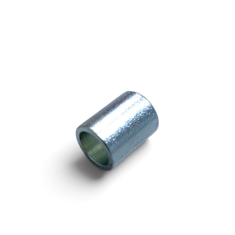 Distančna cev stranskega pokrova 8/6mm (208326)
