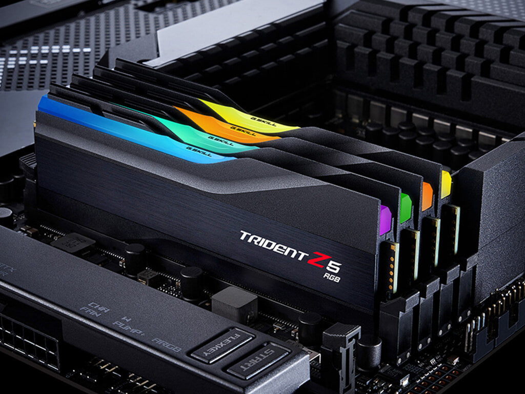 RAM DDR5 32GB Kit (2x 16GB) PC5-48000 6000MT/s, CL36, 1.35V, G.SKILL Trident Z5 RGB