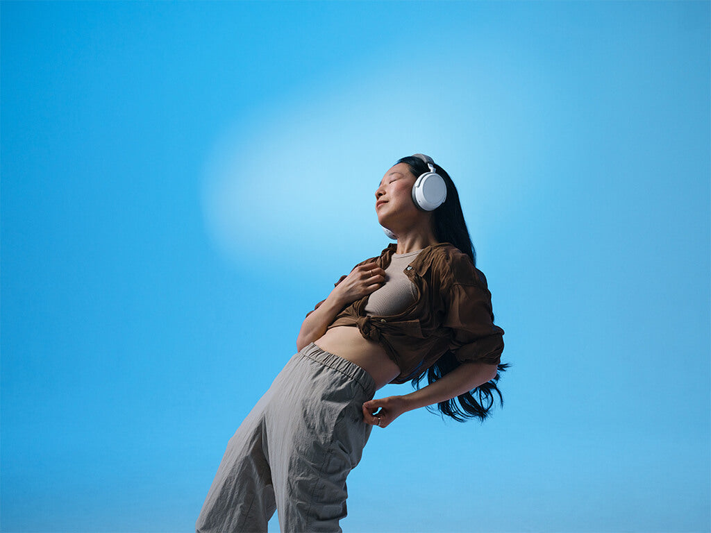 Slušalke Sennheiser MOMENTUM 4 Wireless, bele