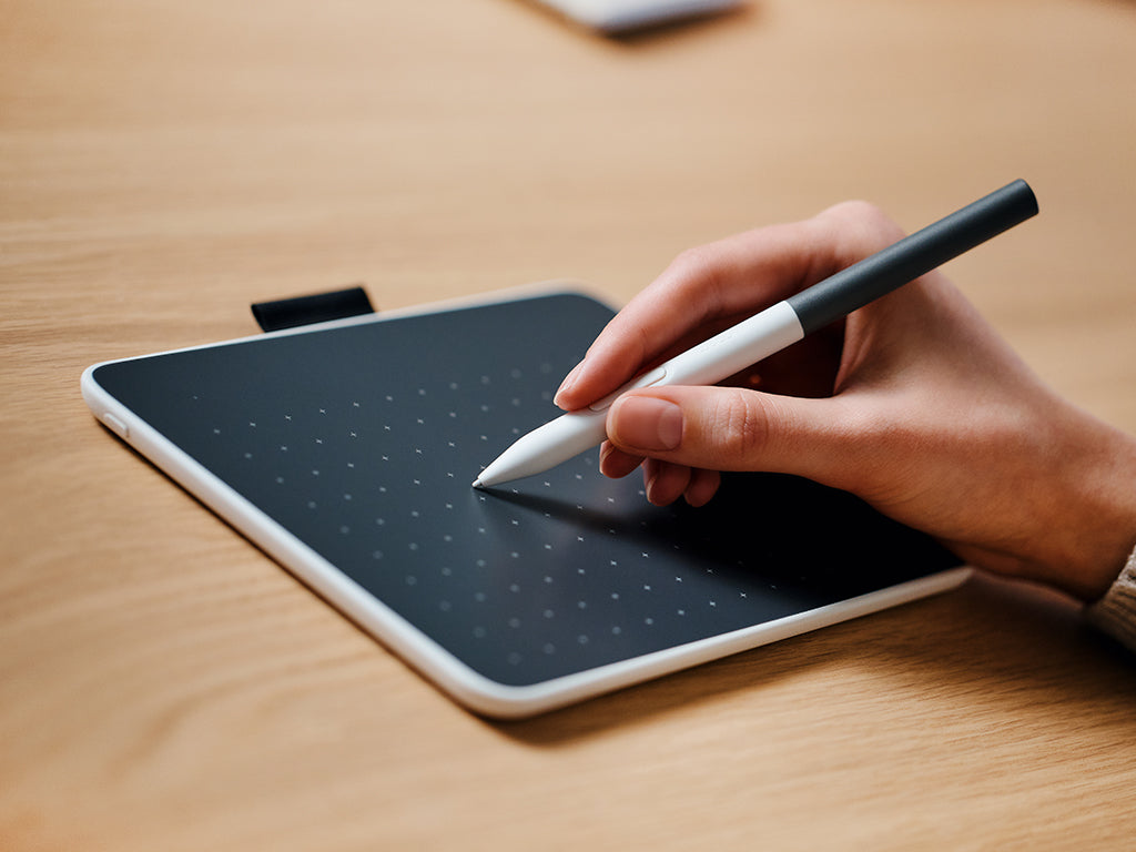 Grafična tablica Wacom One M, Bluetooth, USB-C
