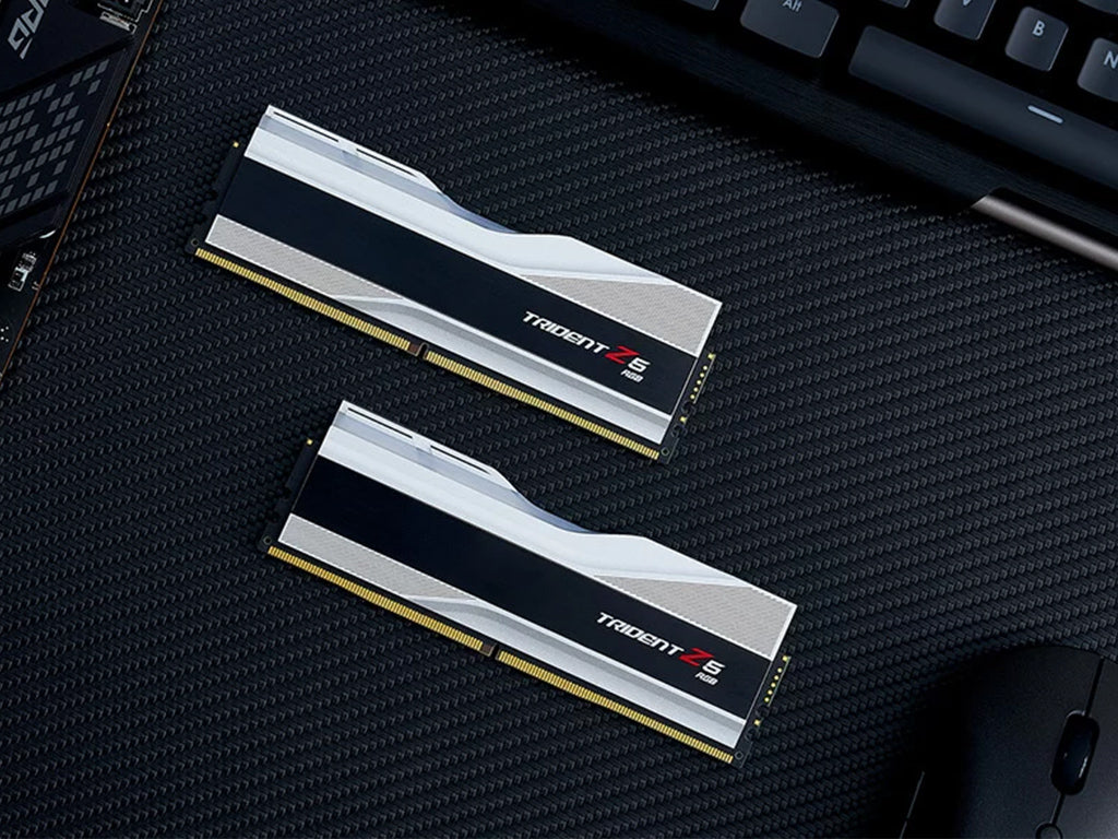 RAM DDR5 32GB Kit (2x 16GB) PC5-57600 7200MT/s CL34 1.40V, G.SKILL Trident Z5 RGB, Intel XMP