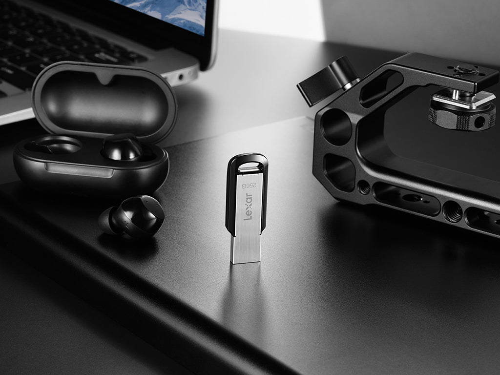 USB ključek Lexar JumpDrive M400, 128GB, USB 3.0, 150 MB/s