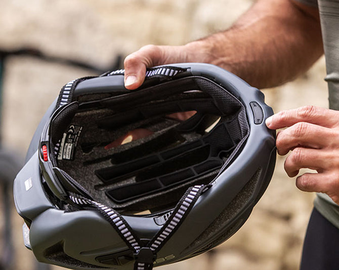 Kolesarska čelada SENA R2 EVO Smart Helmet, Mesh, Mat črna, S