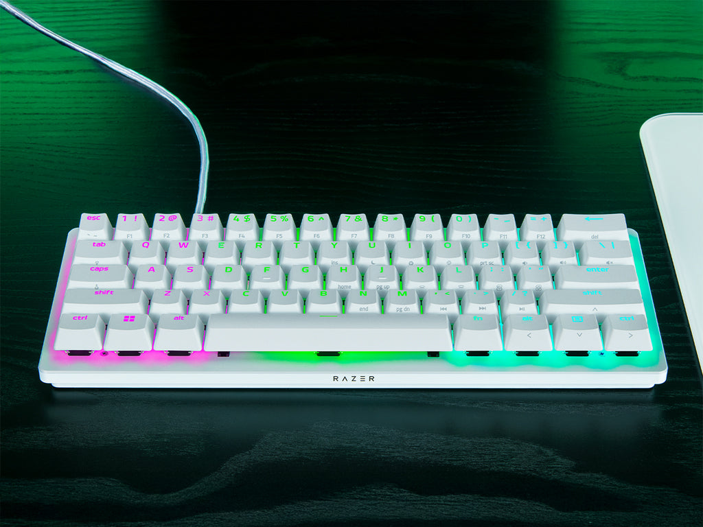 Tipkovnica Razer Huntsman V3 Pro Mini, Bela, RGB, PBT, Analogna stikala Gen2, SLO g.