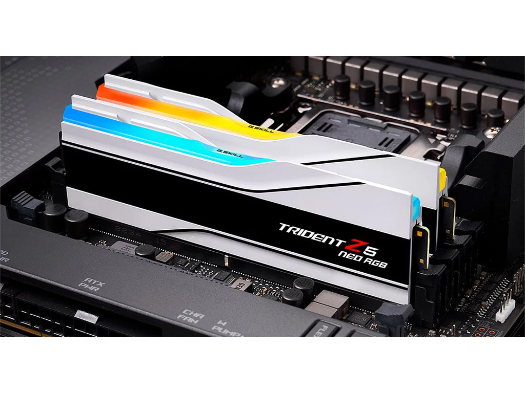RAM DDR5 32GB Kit (2x 16GB) 6400MT/s CL32 1.40V, G.SKILL Trident Z5 Neo RGB, AMD Expo, bel