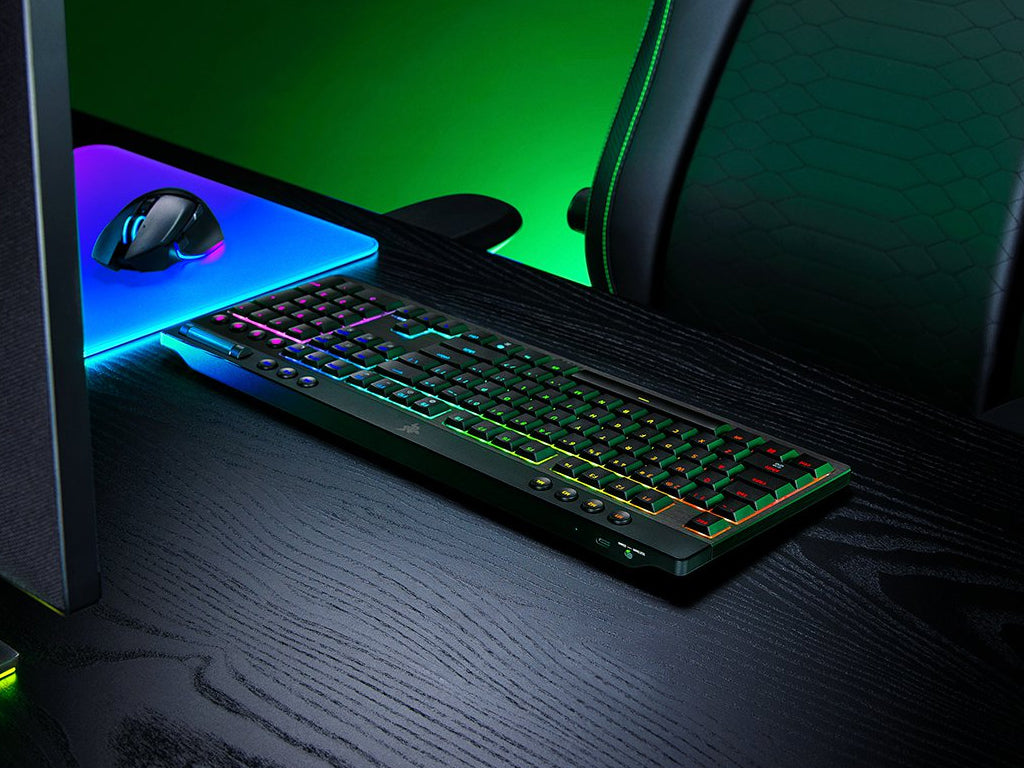 Tipkovnica Razer BlackWidow V4 Low-profile HyperSpeed, Zelena stikala, US SLO g.