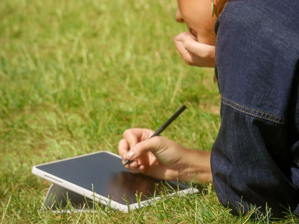 Ovitek za Wacom MovinkPad 11 s stojalom
