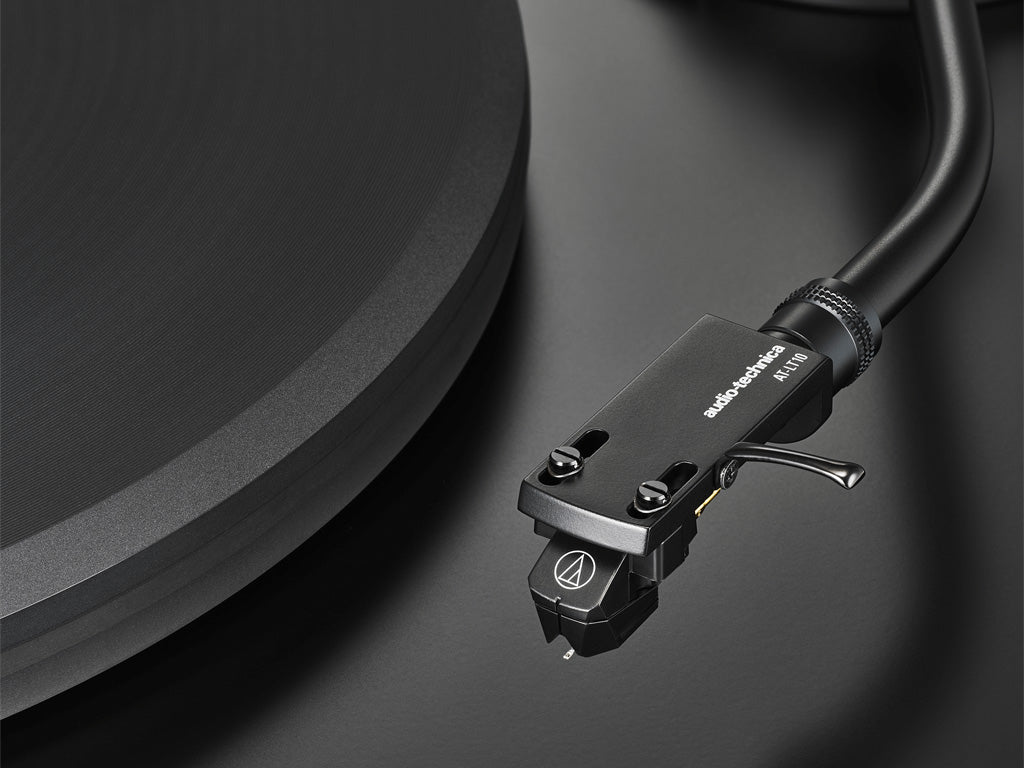 Gramofon Audio-Technica AT-LP7X
