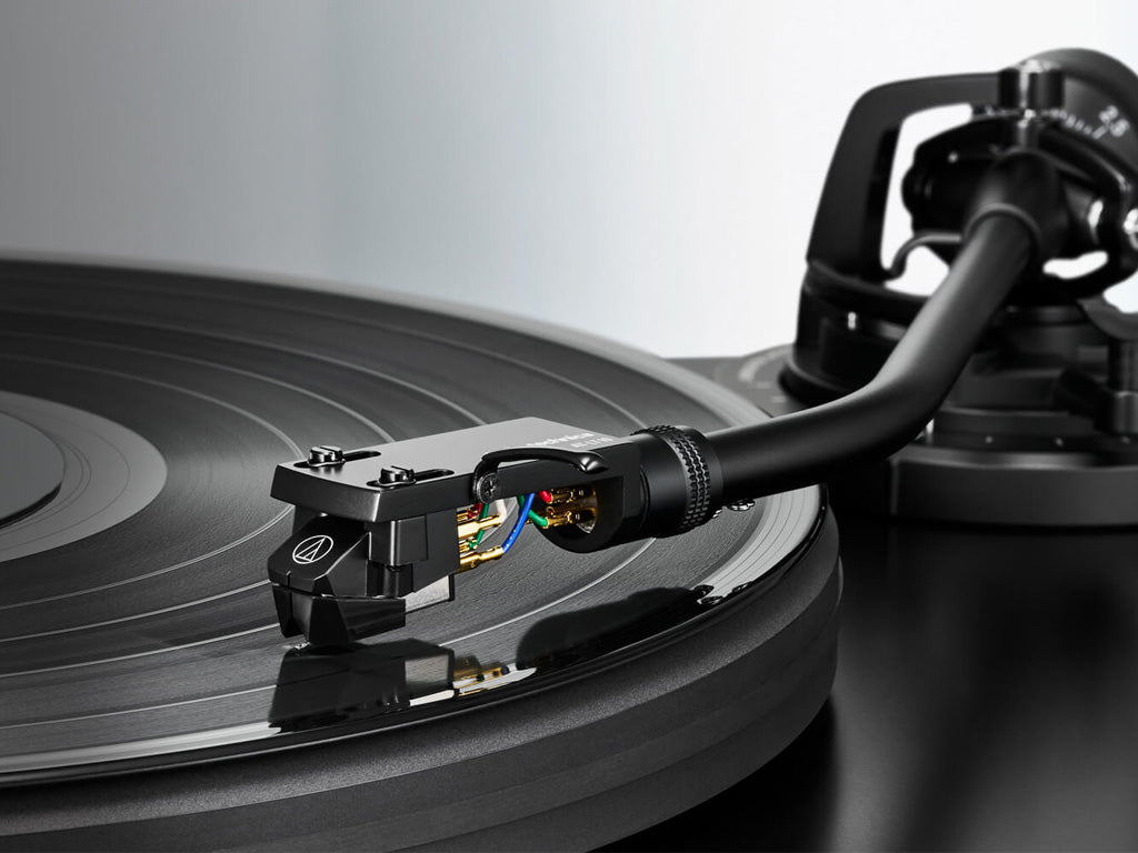 Gramofon Audio-Technica AT-LP7X