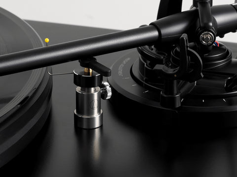 Samodejni dvigovalnik gramofonske ročice Audio-Technica AT6006R