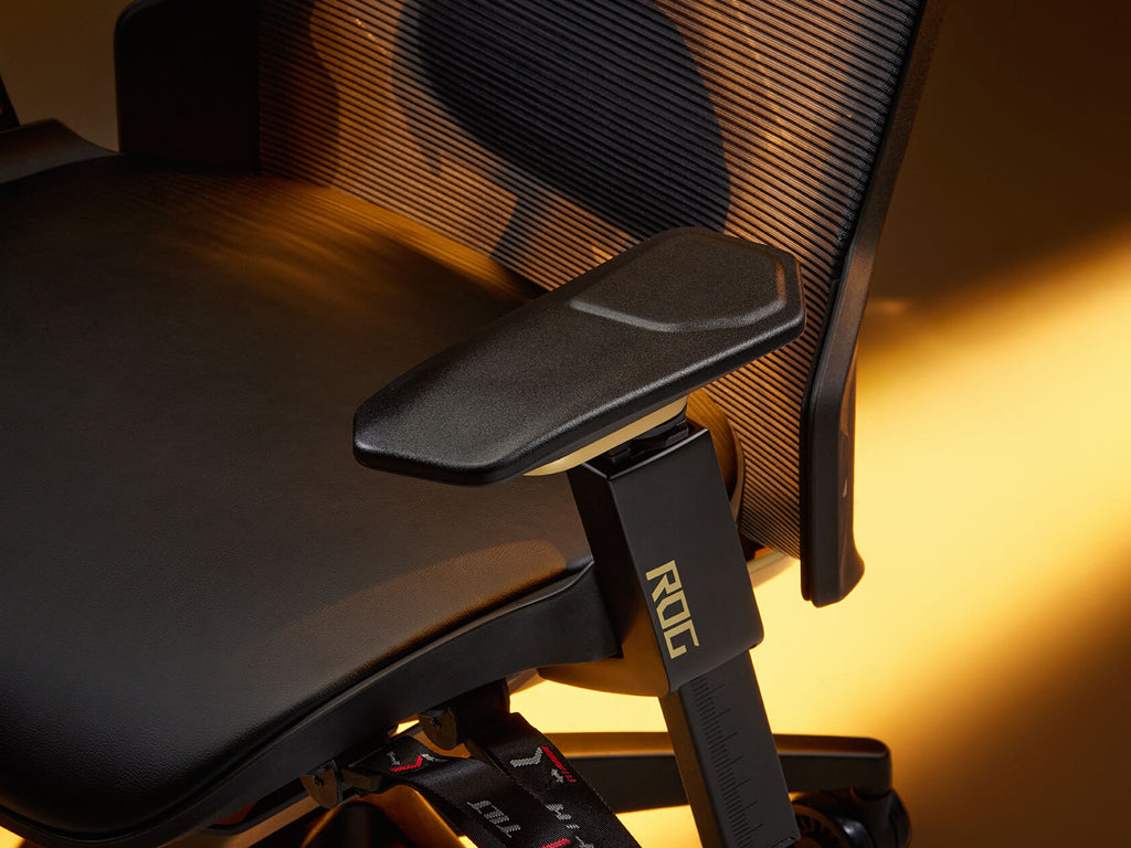 Igralni stol ASUS ROG Destrier Edition 20, Ergo