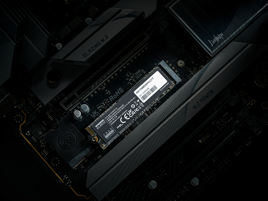 SSD 256GB M.2 80mm PCI-e 3.0 x4 NVMe, 3D TLC, Klevv Cras C715 (K256GM2SP0-C7T)